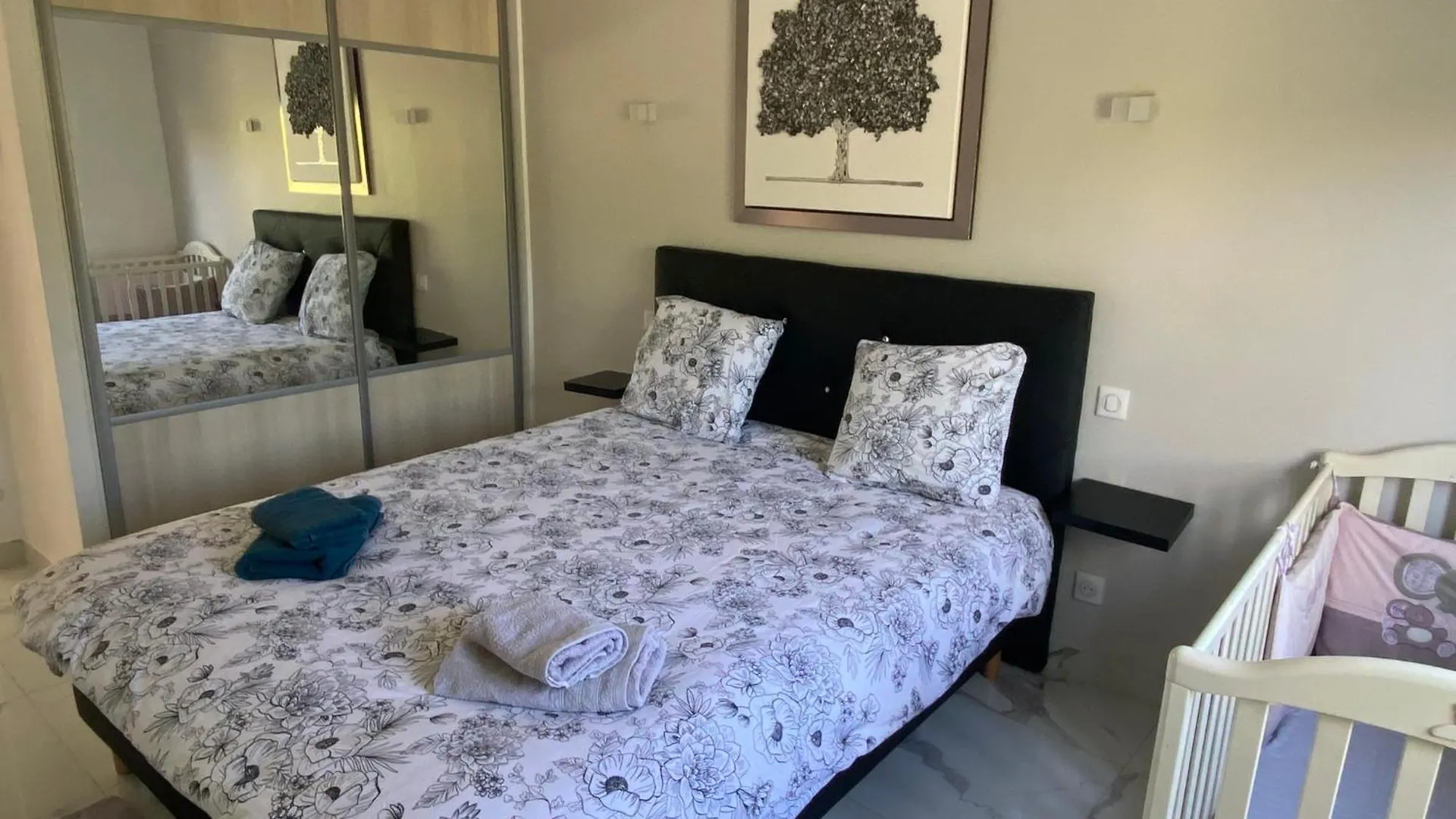 Bas De Villa Composee D'Un 3 Pieces Et D'Un Studio Avec Piscine Privee Villeneuve-Loubet Francie